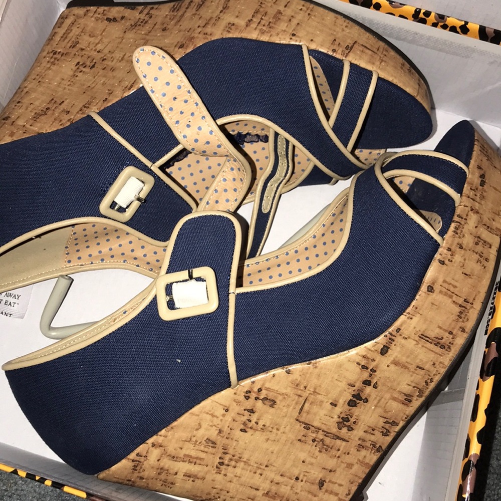 Bettie Page Elise Wedge
